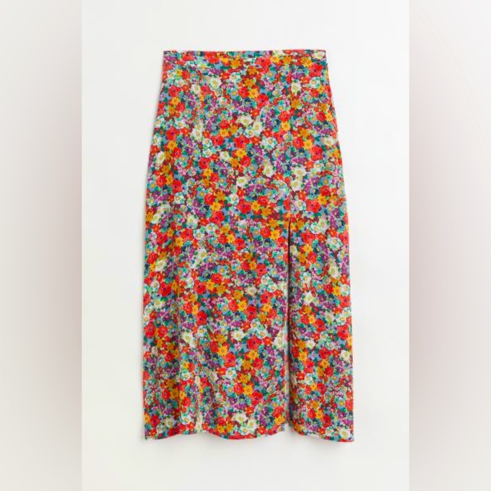 Floral skirt, viscose, size 2